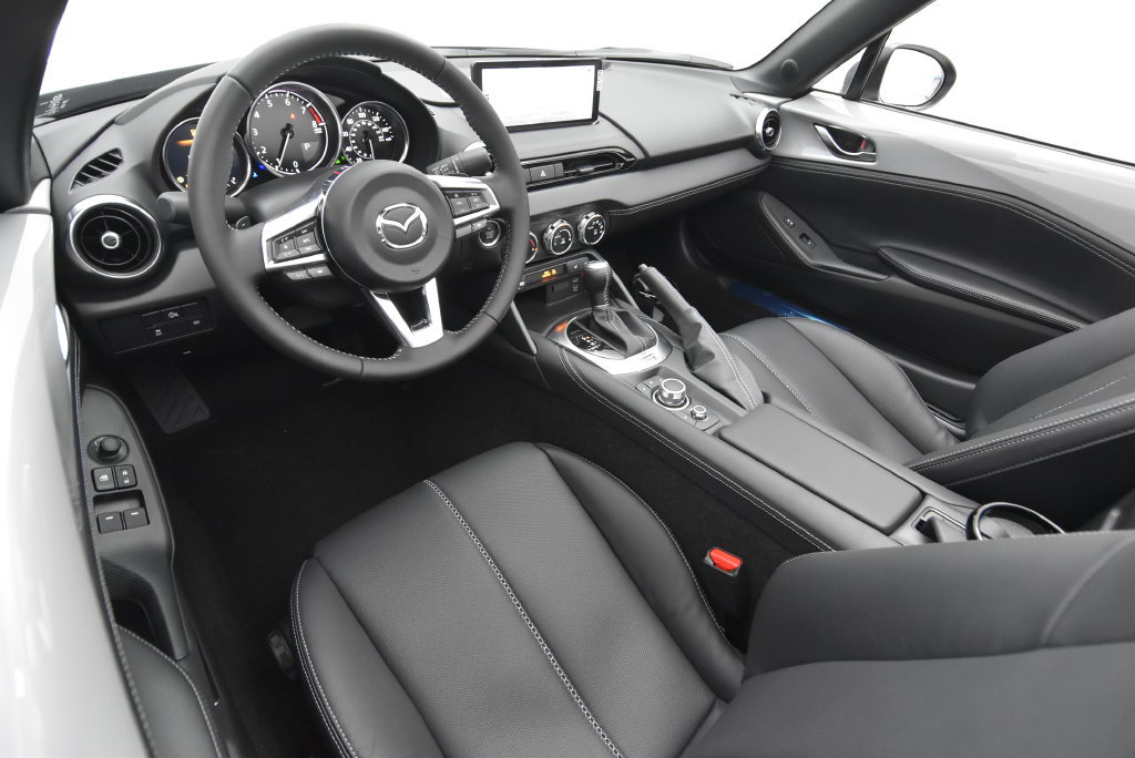 Used 2025 MAZDA MX-5 Miata RF Grand Touring RWD image 31