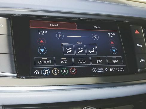 Used 2023 Buick Enclave Essence w/ Experience Buick Package FWD image 27
