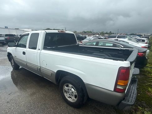 Used 2001 Chevrolet Silverado 1500 LS RWD image 3