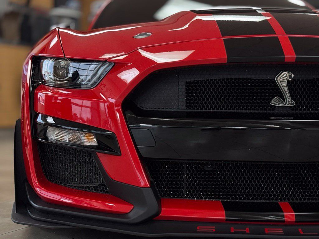 Used 2021 Ford Mustang Shelby GT500 w/ Technology Package RWD image 40
