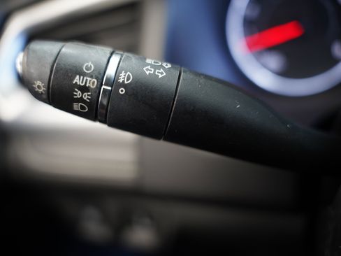 Used 2019 GMC Acadia SLT image 14