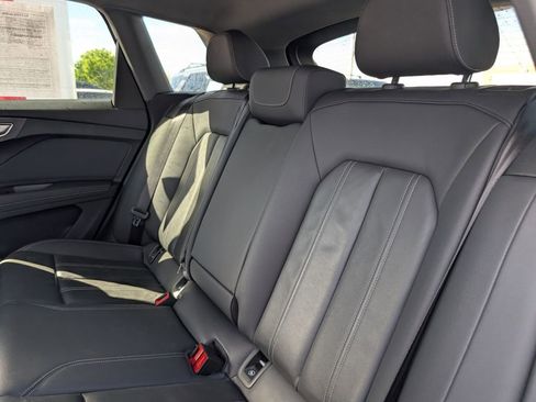 Used 2024 Audi Q4 e-tron Prestige w/ Black Optic Package AWD/4WD image 8
