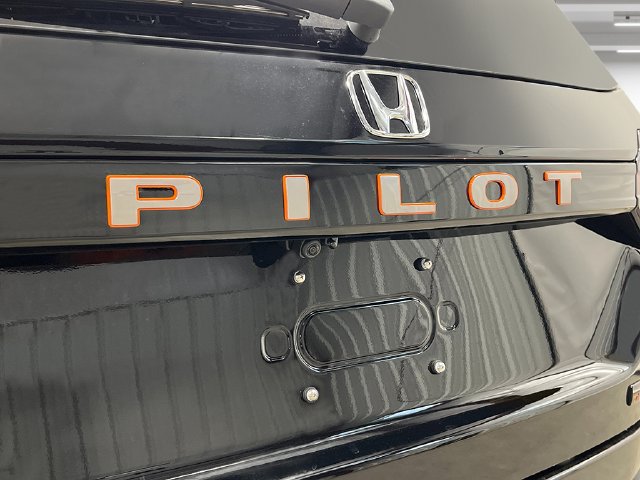 New 2026 Honda Pilot TrailSport image 9