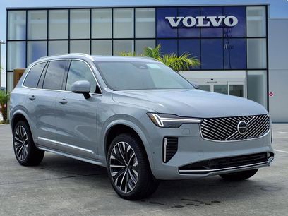 New 2026 Volvo XC90 B6 Plus w/ Protection Package Premier