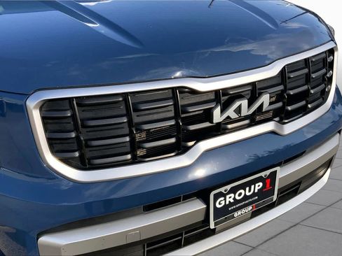 Used 2023 Kia Telluride S FWD image 30
