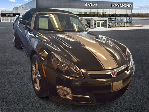 Used 2008 Saturn Sky Carbon Flash image 9