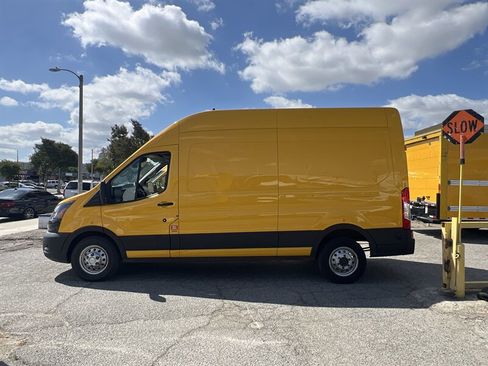 Used 2023 Ford Transit 250 148 High Roof AWD w/ Load Area Protection Package image 4