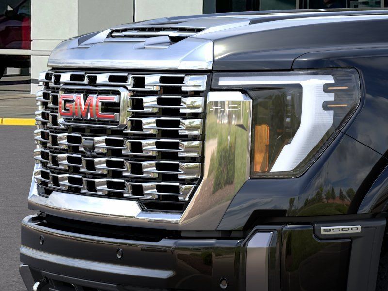 New 2026 GMC Sierra 3500 Denali w/ Denali Reserve Package AWD/4WD image 16