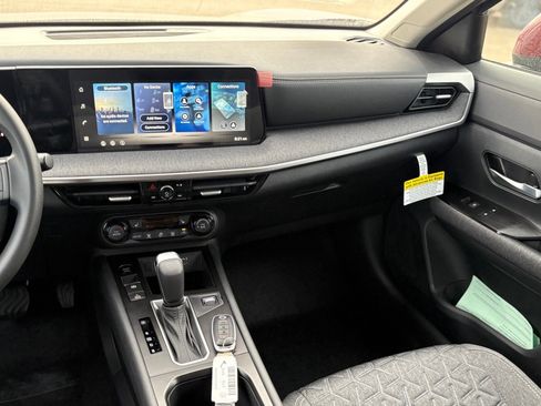 New 2026 Nissan Kicks SV image 9