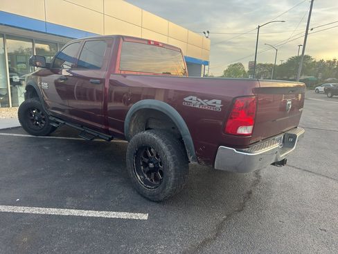 Used 2017 RAM 2500 Tradesman w/ Chrome Appearance Group image 4