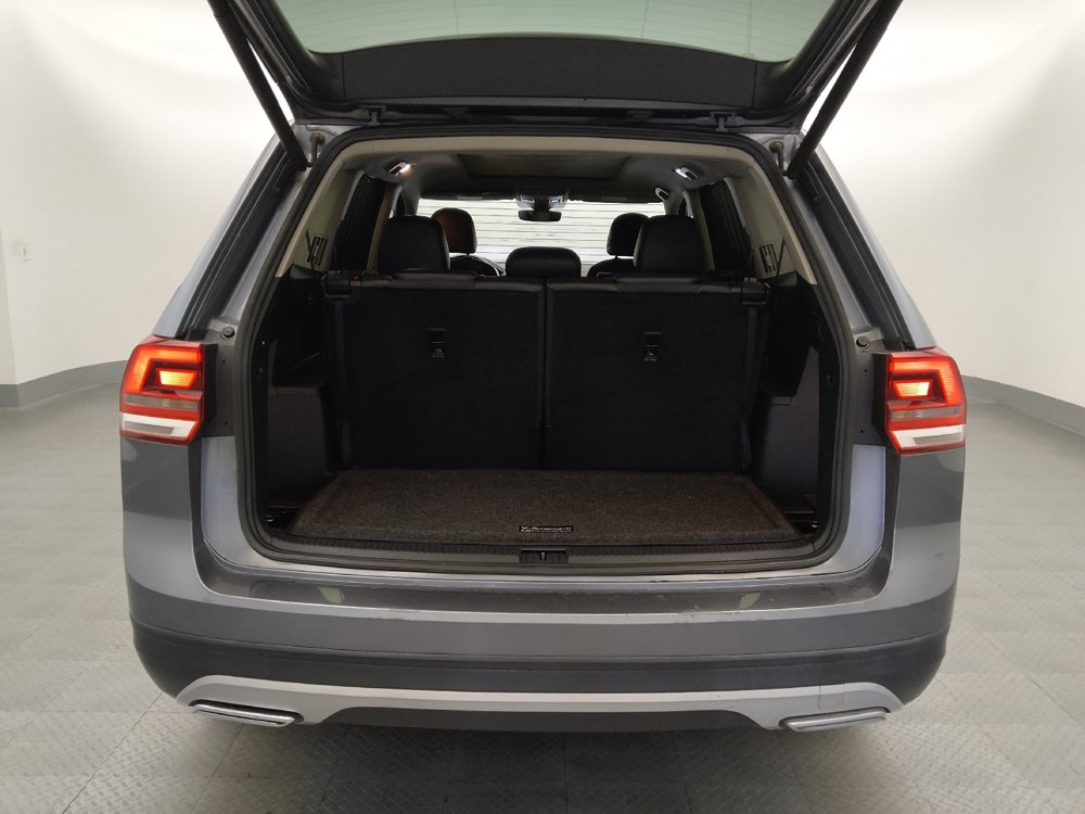 Used 2020 Volkswagen Atlas SE w/ Panoramic Sunroof Package FWD image 29