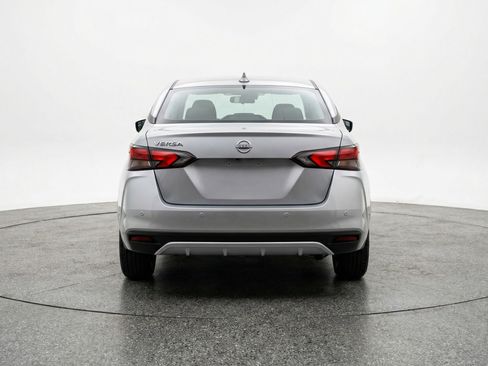 Used 2025 Nissan Versa SV FWD image 7