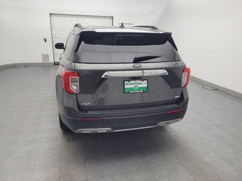 Used 2020 Ford Explorer XLT w/ Equipment Group 202A AWD/4WD image 6