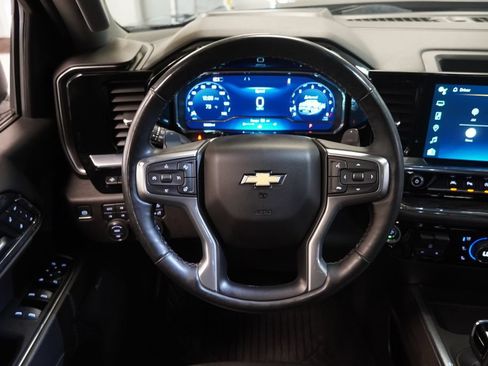Used 2024 Chevrolet Silverado 1500 LTZ w/ LTZ Premium Package AWD/4WD image 11