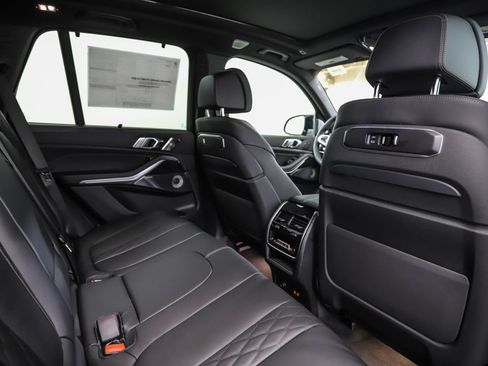 New 2026 BMW X5 M60i image 25