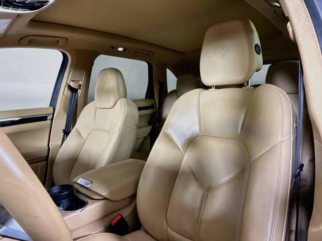 Used 2017 Porsche Cayenne S AWD/4WD image 5