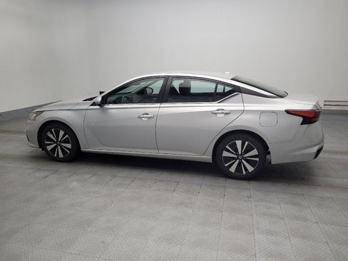 Used 2021 Nissan Altima 2.5 SV image 3