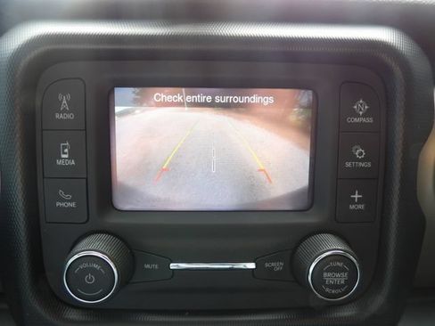 Used 2019 Jeep Wrangler Unlimited Sport S AWD/4WD image 21