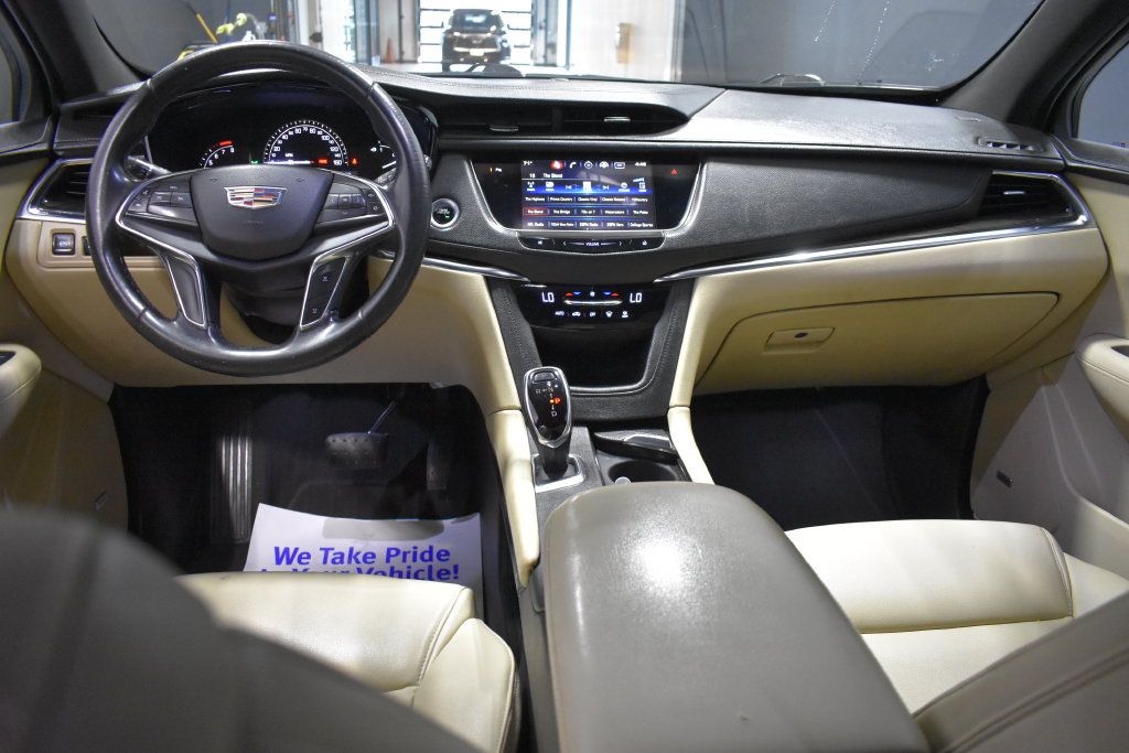 Used 2018 Cadillac XT5 FWD image 13
