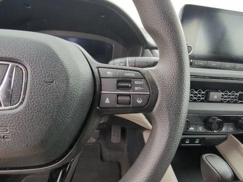 Used 2023 Honda Accord LX image 16