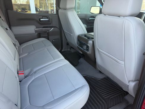 Used 2022 Chevrolet Silverado 1500 LTZ w/ Z71 Off-Road Package image 6