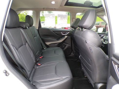 Used 2022 Subaru Forester Limited AWD/4WD image 21