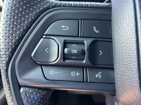 Used 2024 Toyota Tacoma SR w/ SR Upgrade Package AWD/4WD image 35