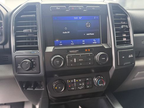 Used 2021 Ford F250 XLT w/ XLT Premium Package image 11