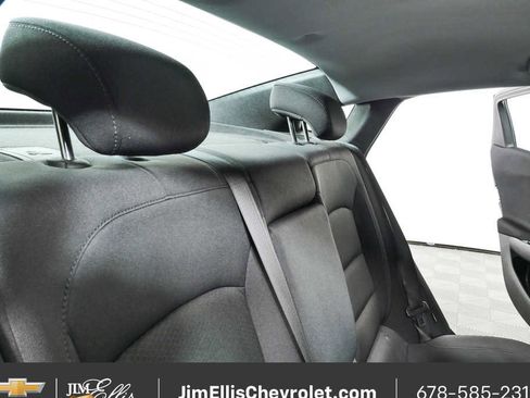 Used 2025 Chevrolet Malibu LT FWD image 20
