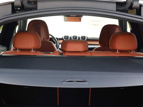 Used 2026 Mercedes-Benz GLC 300 image 14