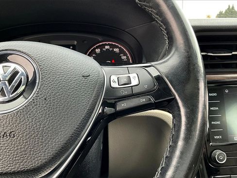 Used 2020 Volkswagen Passat 2.0T SEL image 12