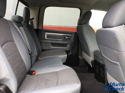 Used 2018 RAM 2500 Big Horn image 39