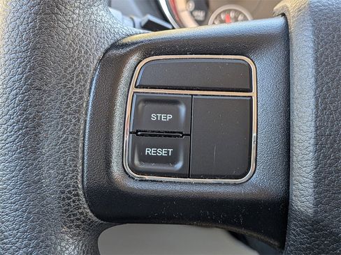 Used 2016 Dodge Grand Caravan American Value Package image 23