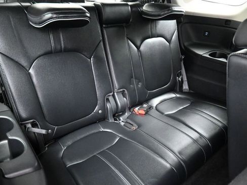 Used 2024 Honda Pilot Elite image 25