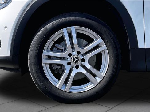 Used 2023 Mercedes-Benz GLB 250 image 10
