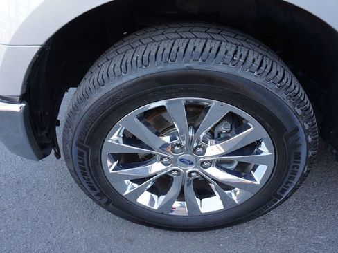 Used 2016 Ford F150 XLT w/ Equipment Group 302A Luxury image 12