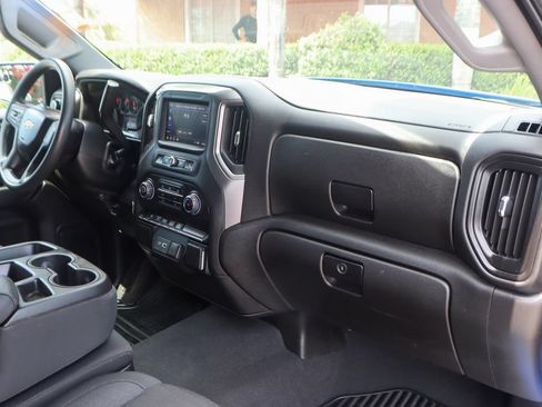 Used 2025 Chevrolet Silverado 1500 Custom w/ Turbomax Blackout Package AWD/4WD image 31