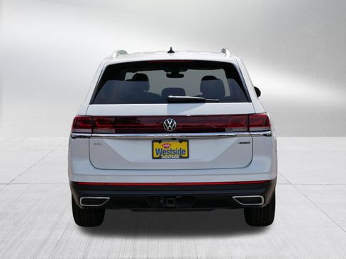 Certified 2025 Volkswagen Atlas SEL AWD/4WD image 6