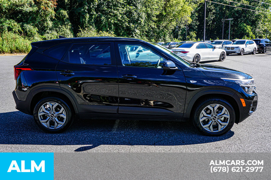 Used 2026 Kia Seltos LX FWD image 8