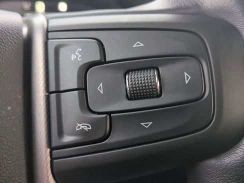 Used 2023 GMC Yukon Denali w/ Denali Reserve Package image 27