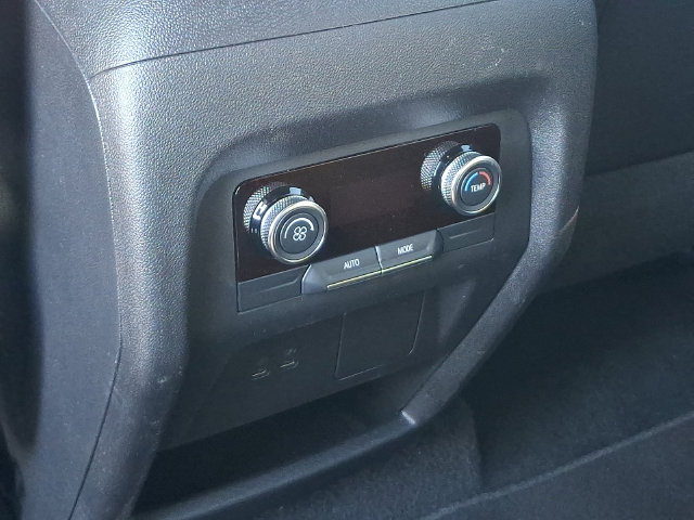 Used 2026 Buick Enclave Sport Touring AWD/4WD image 18