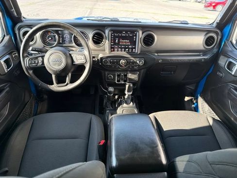 Used 2022 Jeep Wrangler Unlimited Sport AWD/4WD image 12