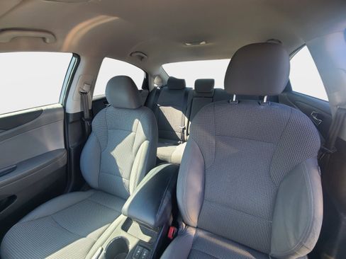 Used 2014 Hyundai Sonata GLS w/ Popular Equipment Group 2 image 9