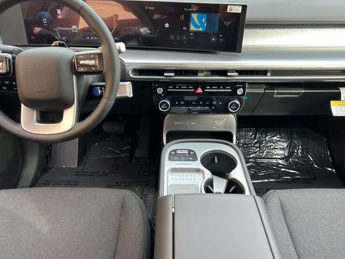 New 2026 Hyundai Ioniq 9 SE image 11