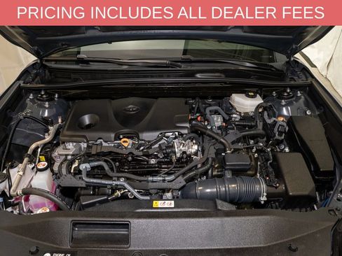 Used 2025 Toyota Camry LE w/ Convenience Package FWD image 18