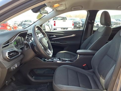 Certified 2023 Chevrolet Bolt EUV LT w/ Driver Confidence Package image 8