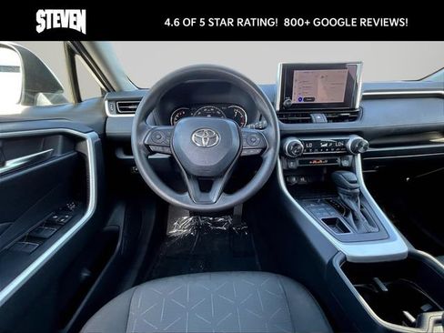 Used 2024 Toyota RAV4 XLE AWD/4WD image 9