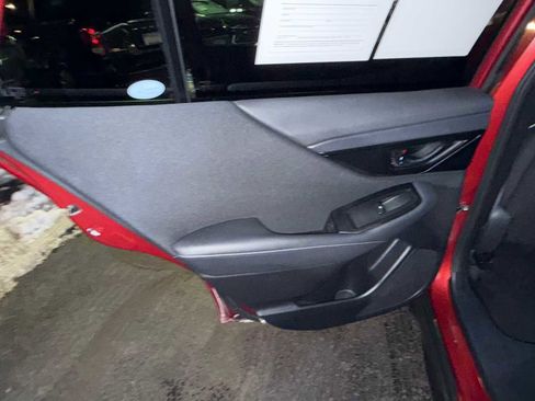 Used 2025 Subaru Outback Premium w/ Popular Package #1A image 13