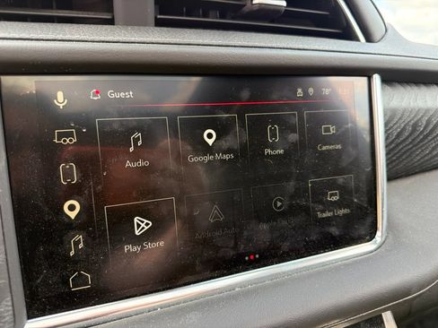 Used 2023 GMC Yukon Denali AWD/4WD image 14