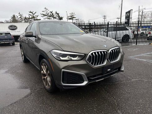 Certified 2023 BMW X6 xDrive40i w/ Premium Package image 2